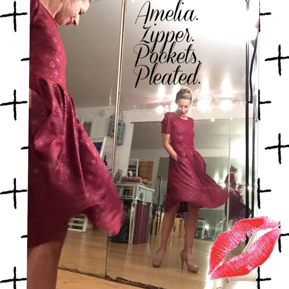 ⭐The Amelia Dress by LuLaRoe⭐ - Picture 3 of 9